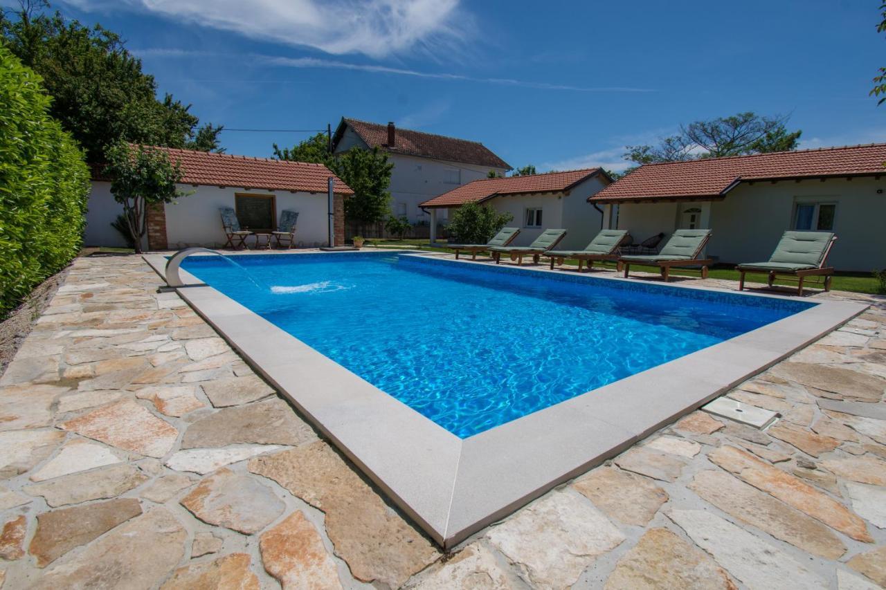 Ranc Vitina Ferienhaus *
