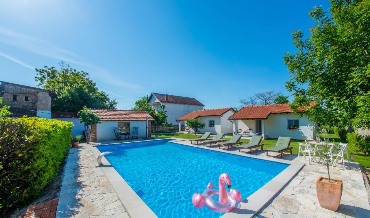 Ranc Vitina Ferienhaus *